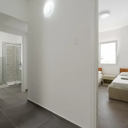 Loryleo Villa Mandra Capreria