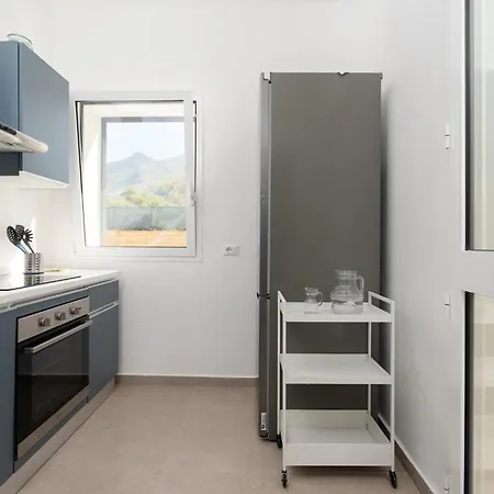 Loryleo Villa *